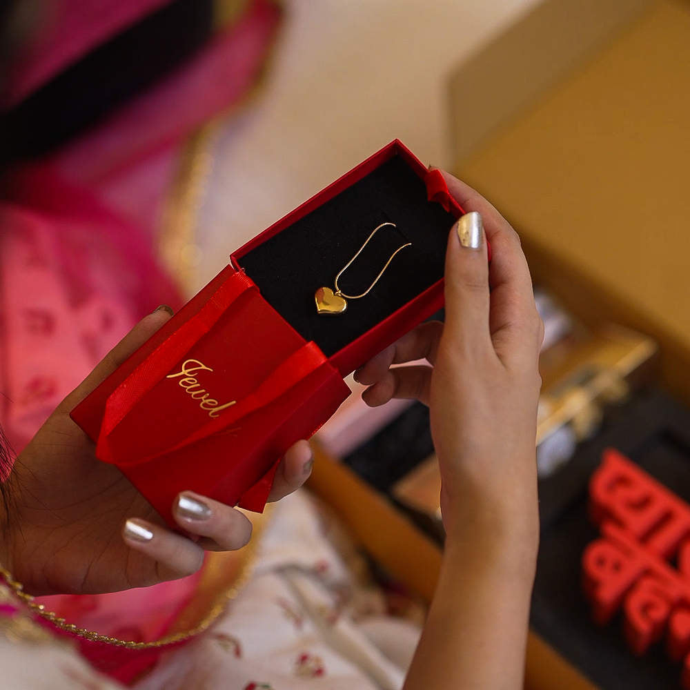 Rakhi Hamper For Behen